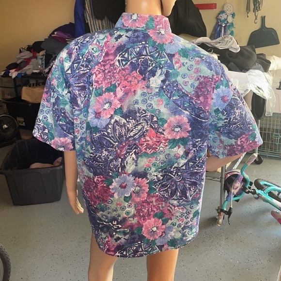 Vintage button down made in Mexico with shoulder pads - Picture 3 of 3